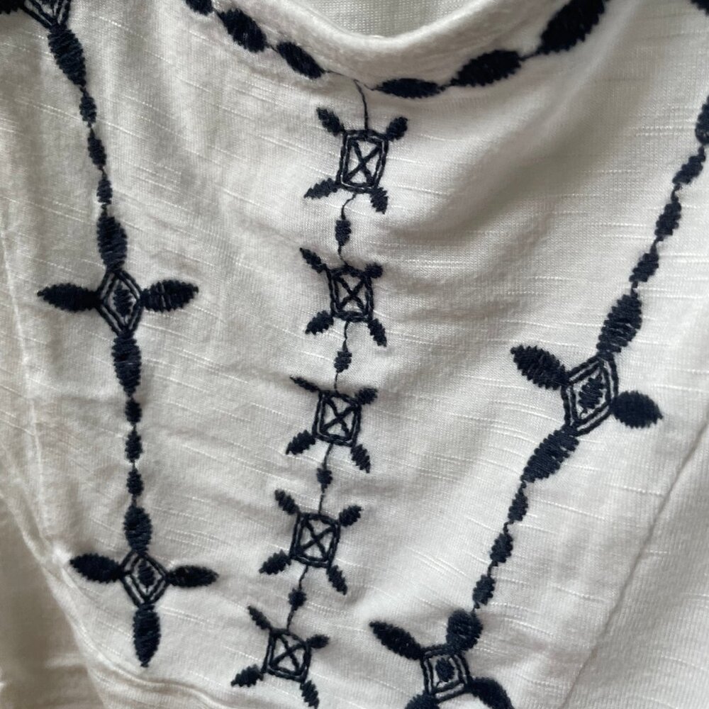 Maurices Patterned Tank Top - Picture 2 of 3